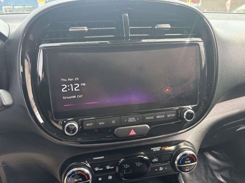 Used 2023 Kia Soul S FWD image 32