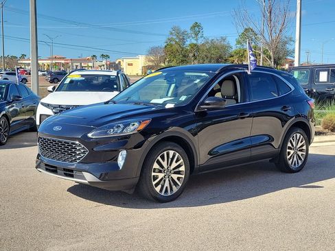 Used 2022 Ford Escape Titanium w/ Class II Trailer Tow Package image 11