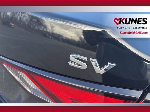 Used 2024 Nissan Sentra SV FWD image 5