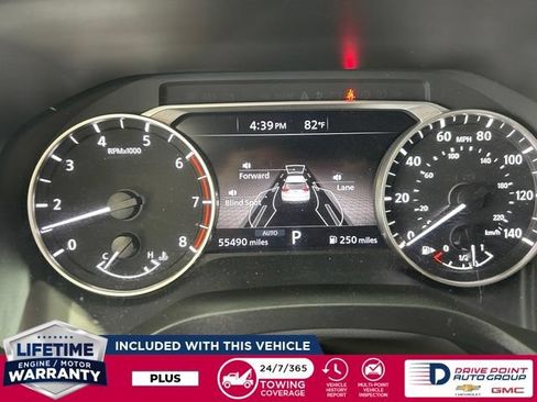 Used 2024 Nissan Rogue SV AWD/4WD image 16