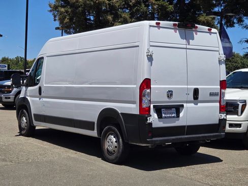 Used 2023 RAM ProMaster 2500 FWD image 6