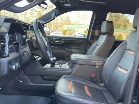 Certified 2023 GMC Sierra 1500 AT4 w/ AT4 Premium Package image 10