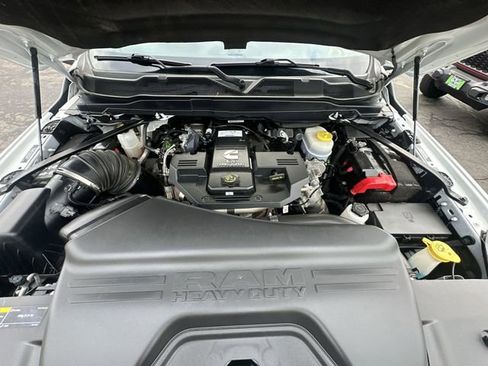 Used 2024 RAM 2500 Big Horn image 18