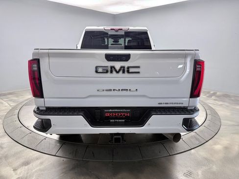 Used 2024 GMC Sierra 2500 Denali Ultimate AWD/4WD image 6