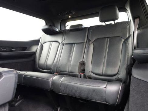 Certified 2023 Jeep Grand Wagoneer 4WD image 32