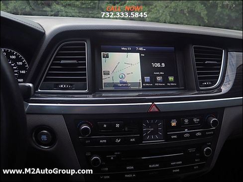 Used 2015 Hyundai Genesis 3.8 image 8
