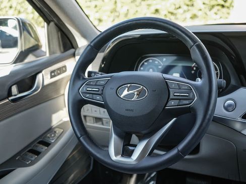 Used 2021 Hyundai Palisade Limited FWD image 14