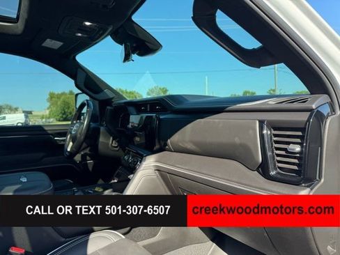 Used 2024 GMC Sierra 2500 AT4X AWD/4WD image 10