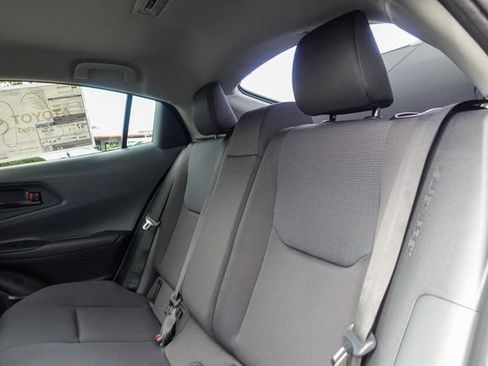 New 2026 Toyota Prius LE FWD image 32