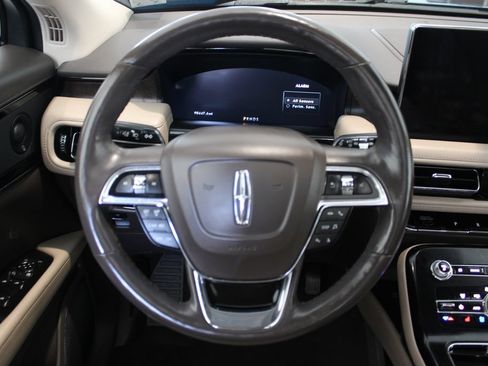 Used 2021 Lincoln Nautilus Reserve w/ Cargo Utility Package FWD image 23