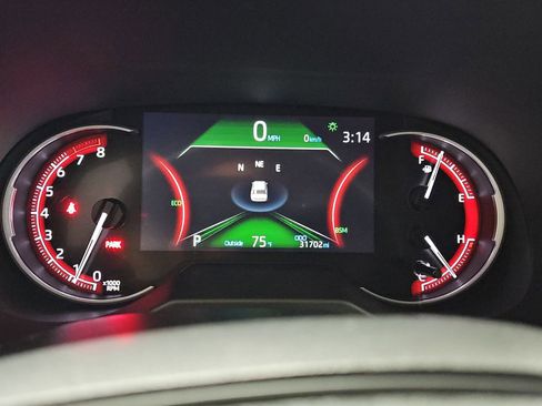 Used 2023 Toyota RAV4 XLE AWD/4WD image 9