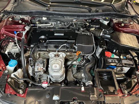Used 2017 Honda Accord LX image 22