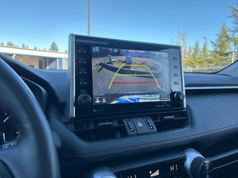 Used 2022 Toyota RAV4 TRD Off-Road image 20