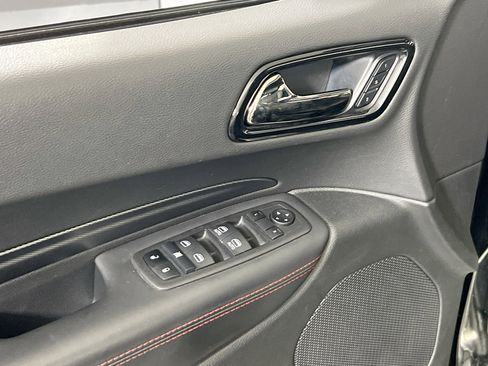Used 2023 Dodge Durango GT image 18