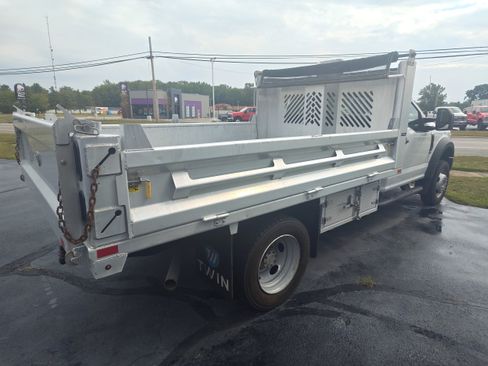 Used 2022 Ford F550 4x4 Regular Cab Super Duty image 7