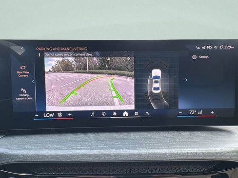 New 2026 BMW 330i Sedan w/ Premium Package image 12