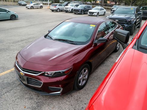 Used 2016 Chevrolet Malibu LS image 3