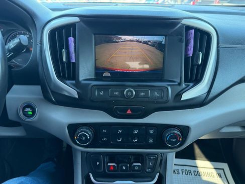 Used 2018 GMC Terrain SLE image 15