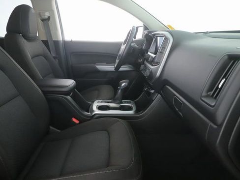 Used 2022 Chevrolet Colorado LT w/ LT Convenience Package image 27