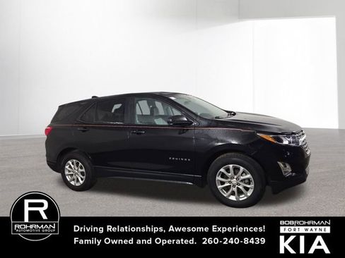 Used 2021 Chevrolet Equinox LS w/ LS Convenience Package image 5