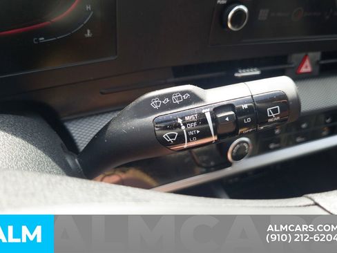 Used 2024 Kia Sportage LX image 15