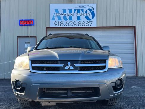 Used 2007 Mitsubishi Endeavor SE image 5