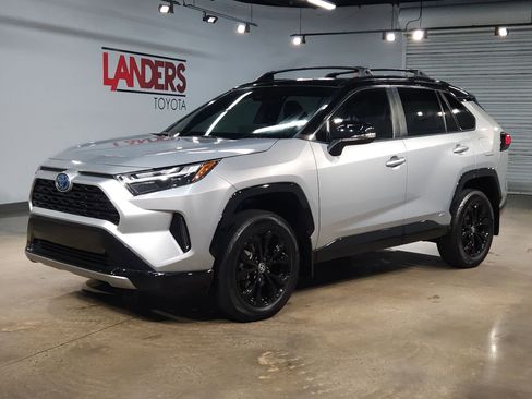 Certified 2023 Toyota RAV4 XSE image 3