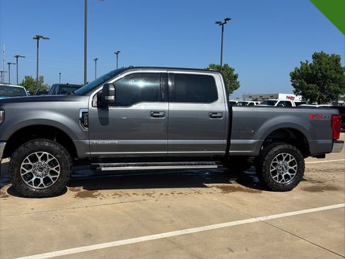 Used 2022 Ford F250 Lariat w/ Lariat Value Package AWD/4WD image 2