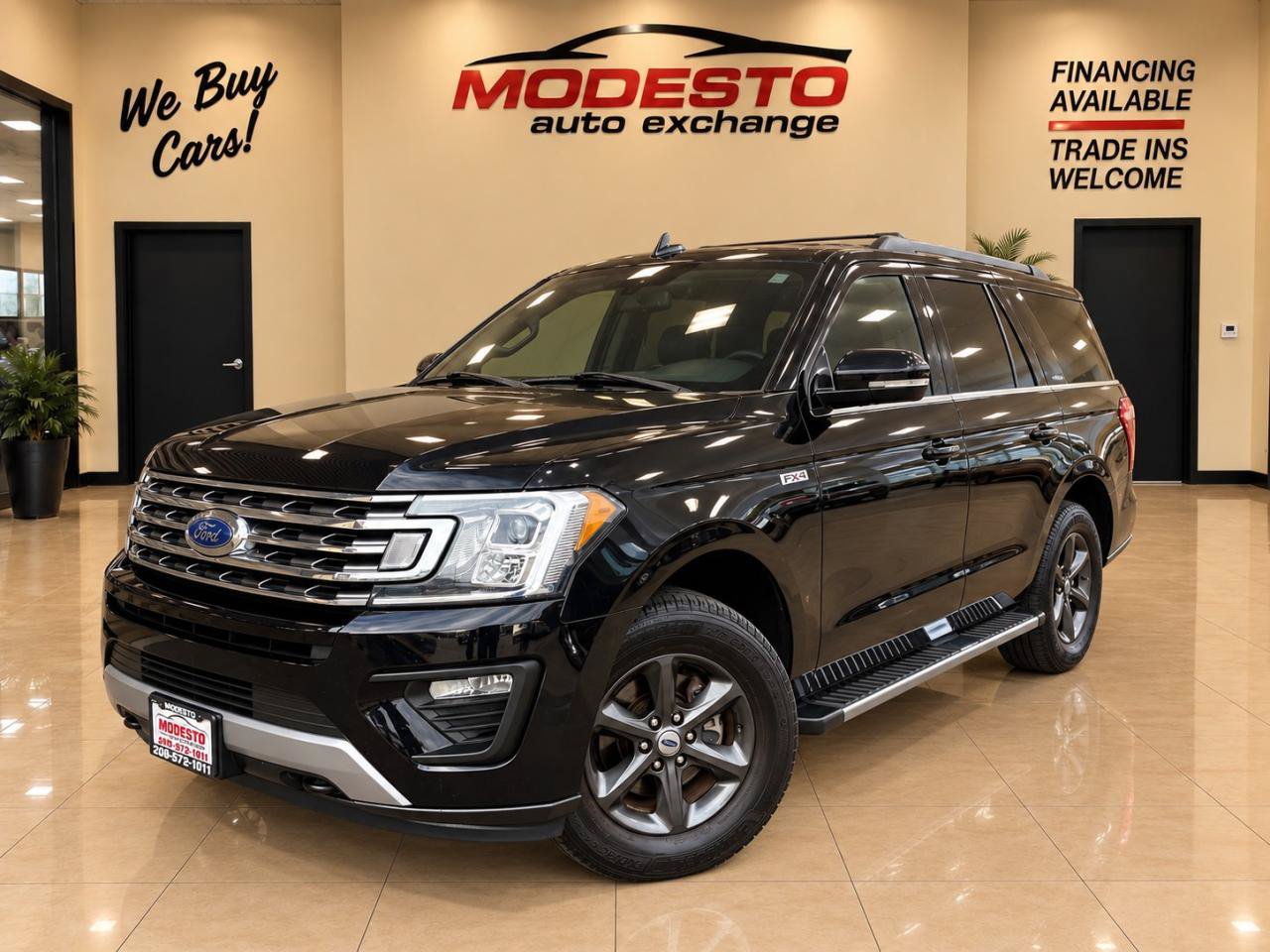 Used 2019 Ford Expedition XLT w/ Equipment Group 202A AWD/4WD image 8