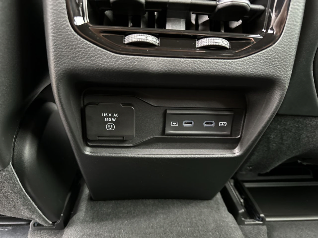 New 2027 Jeep Grand Cherokee Altitude RWD image 43