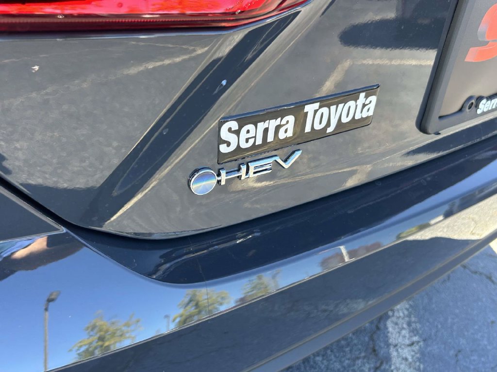 New 2026 Toyota Camry SE FWD image 10