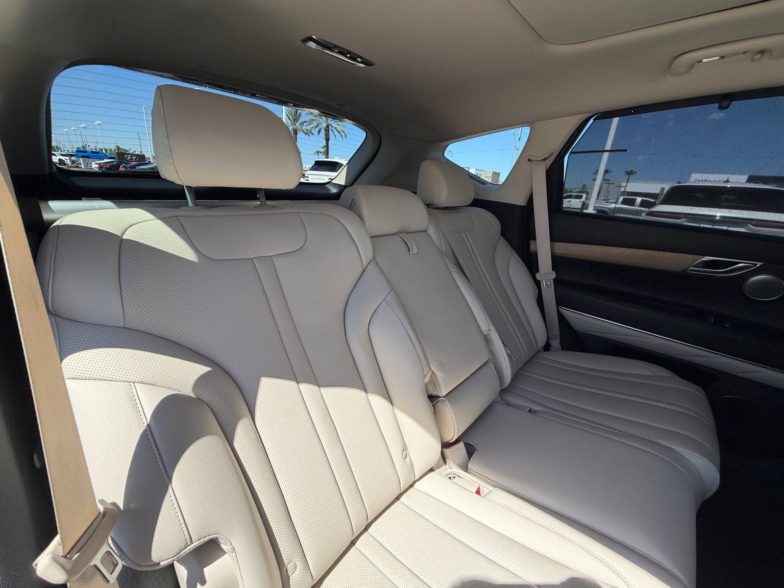 Used 2021 Genesis GV80 2.5T w/ Advanced Package 03 RWD image 18