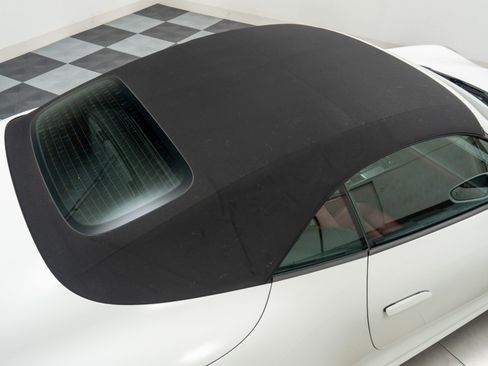 Used 2024 Porsche 911 Carrera S RWD image 37