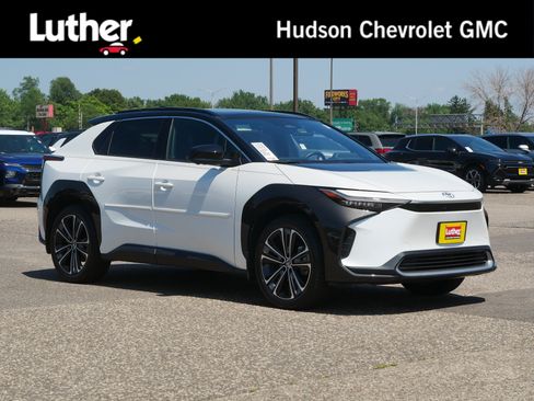 Used 2023 Toyota bZ4X AWD w/ Weather Package image 1