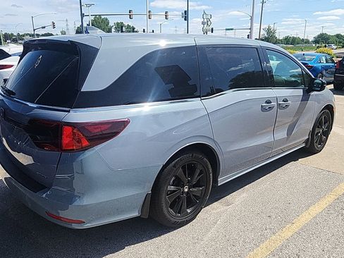 Used 2024 Honda Odyssey Sport image 5