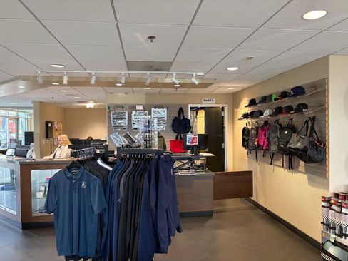 Used 2024 Tesla Model X image 25