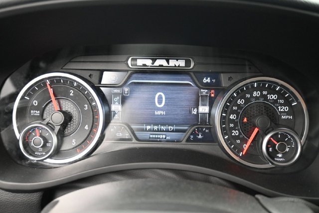 New 2027 RAM 3500 Big Horn AWD/4WD image 34