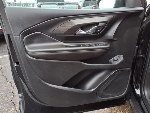 Certified 2022 GMC Terrain SLE w/ Driver Convenience Package image 23