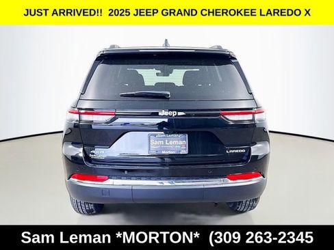New 2025 Jeep Grand Cherokee Laredo X w/ Luxury Tech Group I image 6