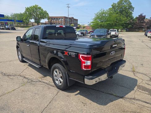 Used 2018 Ford F150 XLT w/ Equipment Group 302A Luxury AWD/4WD image 8