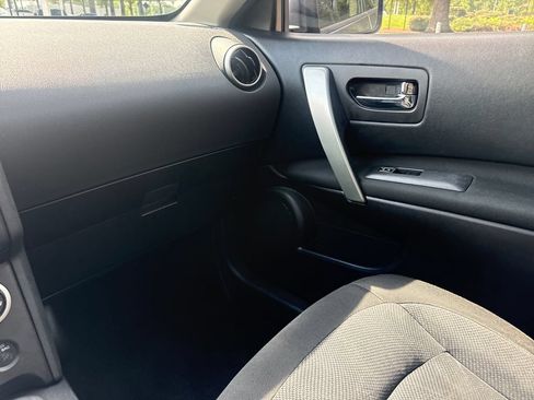 Used 2014 Nissan Rogue S w/ Convenience Package FWD image 17