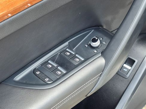 Used 2021 Audi Q5 Premium Plus image 32