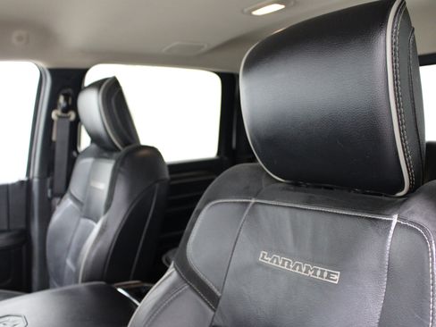 Used 2019 RAM 2500 Laramie AWD/4WD image 4