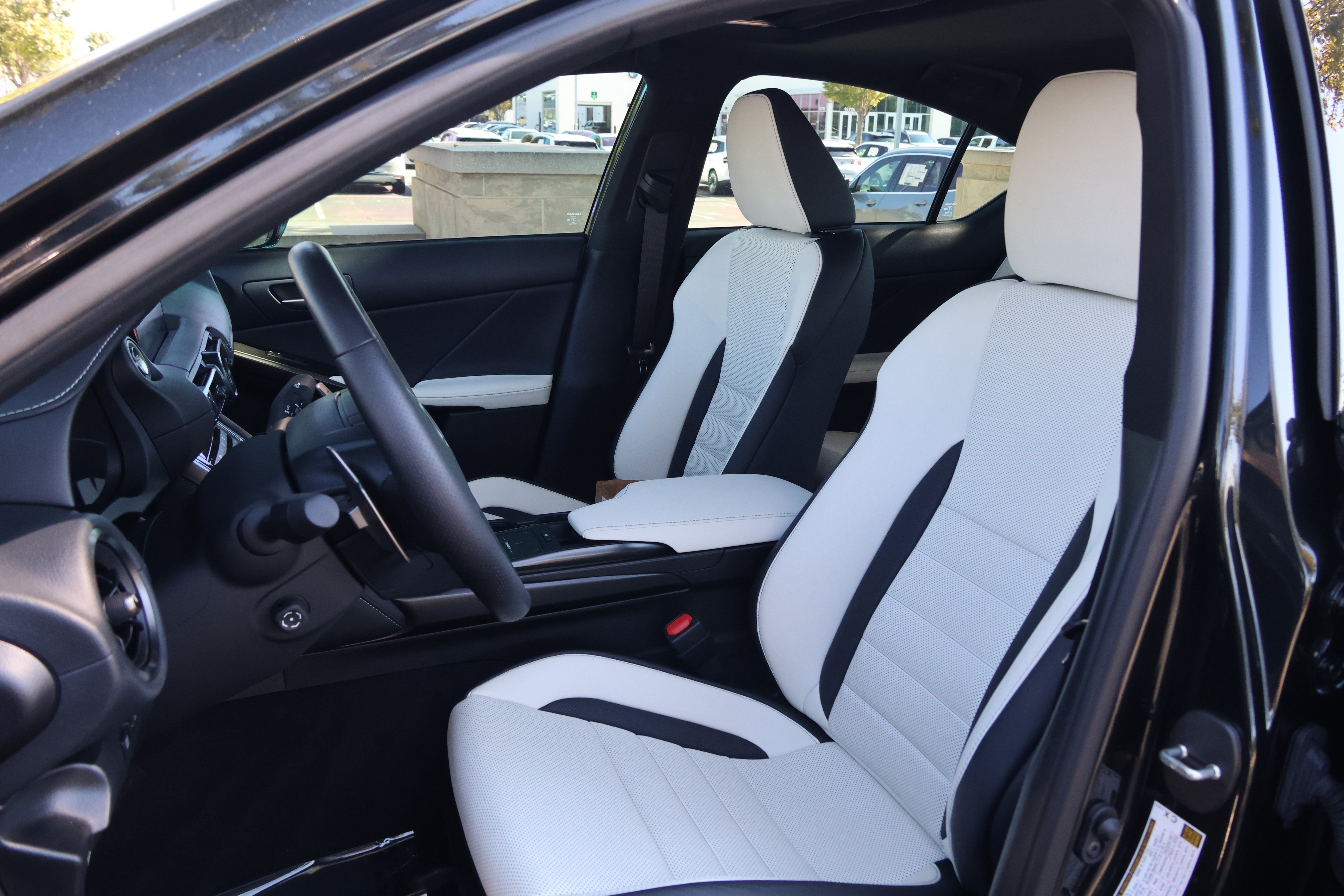 Used 2025 Lexus IS 350 F Sport RWD image 35