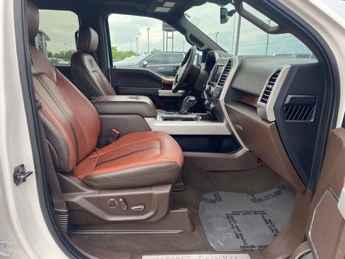 Used 2019 Ford F150 King Ranch w/ Equipment Group 601A Luxury AWD/4WD image 15