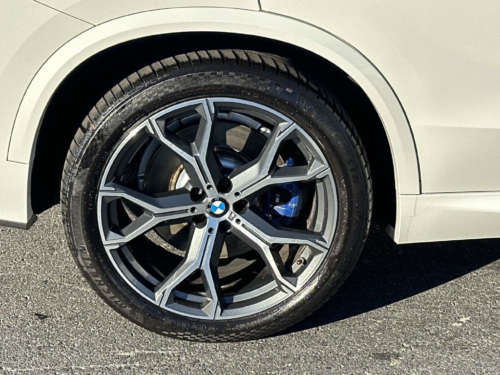 Used 2020 BMW X5 M50i w/ Executive Package AWD/4WD image 9