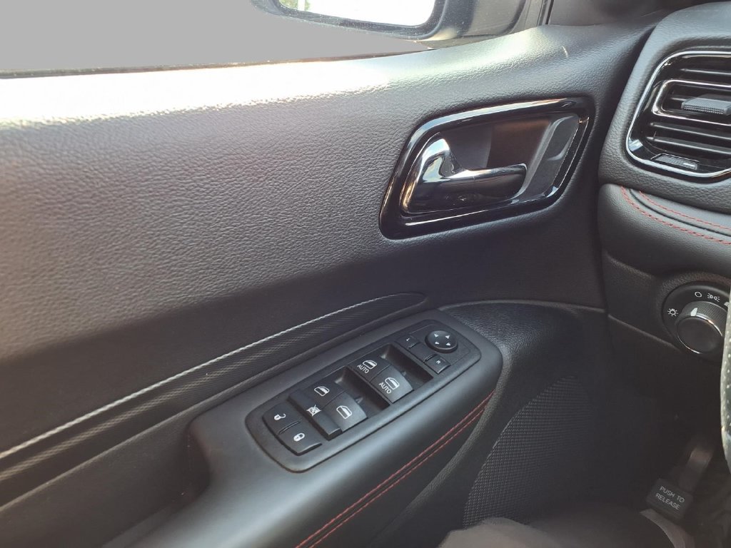 Used 2025 Dodge Durango GT AWD/4WD image 18