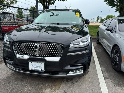 Used 2024 Lincoln Aviator Reserve w/ Equipment Group 201A AWD/4WD image 2