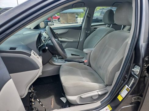 Used 2011 Toyota Corolla LE FWD image 10