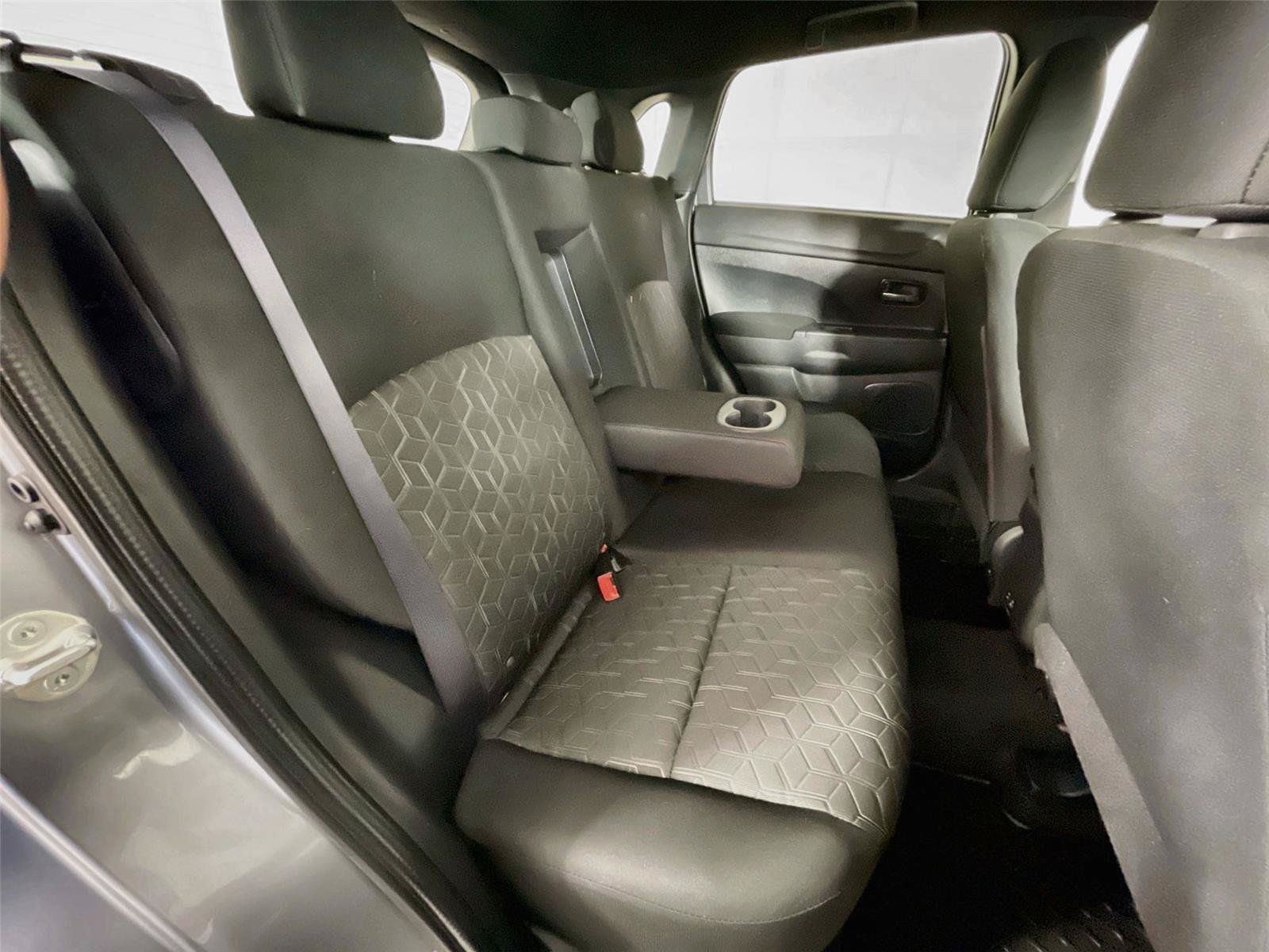 Used 2024 Mitsubishi Outlander Sport AWD image 29